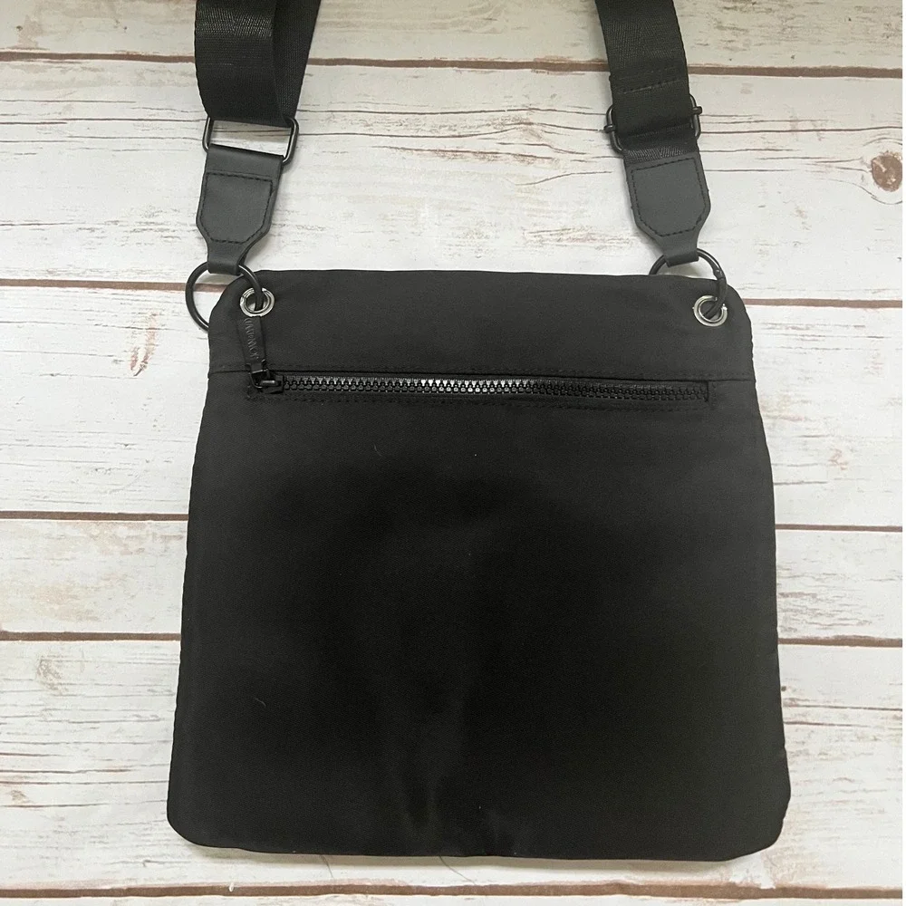 Joan & David Crossbody Bag Black Nylon Multi Pocket Adjustable Strap OS